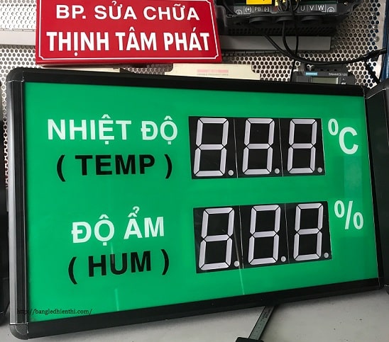 bang-dien-tu-hien-thi-nhiet-do-do-am